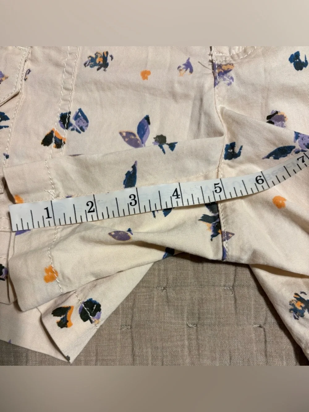 Women's Sonoma Butter Yellow Floral Utility Shorts NWT Size 10 - Picture 10 of 10